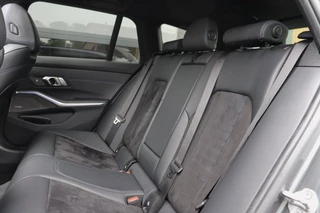 BMW 3-serie Touring 320i High Executive M-Sport |Bomvol!|Pano| Laser | Harman/Kardon | Memory | Camera | Apple Carplay | Head-Up | / 51