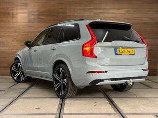 Volvo XC90 2.0 T8 Plug-in AWD Ultra Dark | Massage | Luchtvering | 22Inch | 7-Pers. | Pano |360°|H & K |Head-Up|Elektr Trekhaak / 51