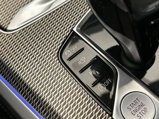 BMW X5 XDrive30d High Executive M-Sport| Head-up | H/K | Trekhaak | Adapt.Cruise/Control | 360 Camera | Stoel/Stuur verwarming | / 21
