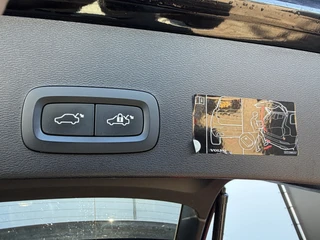 Volvo XC40 1.5 T5 262pk Recharge Inscription PHEV Leer Stoel/Stuurverw Carplay Crystal Orrefors Dealer-Onderhouden! / 24