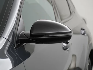 Kia XCeed 1.5 T-GDi GT-Line  - Automaat - Panorama dak - Stoel/Stuur verwarming - Navigatie - Climate Control - Achteruitrijcamera - Elektrische Achterklep - 7 jaar of 150.000km Fabrieksgarantie / 15