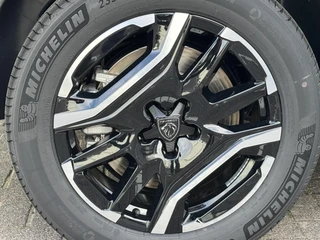 Peugeot 5008 1.6 Plug-in Hybrid 225 PK GT 7 Persoons | Apple Carplay/Android Auto | Climate Control | lichtmetalen velgen 20 Inch | Panorama Dak | Verwarmde Voorstoelen / 29