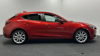 Mazda 3 2.0 GT-M LEER NAVI CARPLAY ECC CRUISE LM 102000KM STOELVERWARMING. / 10