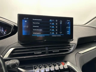Peugeot 3008 1.2 PureTech Allure TREKHAAK NAVI CARPLAY LM CRUISE ECC. / 33