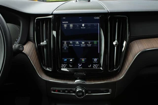 Volvo XC60 2.0 PHEV T6 AWD Inscription|Stuur-Stoelverw.+Vent.|Bowers & Wilkins|Camera|ACC|Pano| / 38