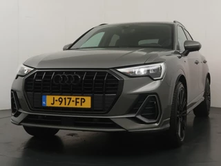 Audi Q3 40 TFSI quattro S Line edition one  - Virtual cockpit - Schuif/kanteldak - Stoelverwarming - Camera - Cruisecontrol - AppleCarplay - Android Auto - Virena Zekerheidspakket 895, - BOVAG Garantie / 2