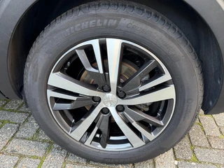Peugeot 5008 1.2 PureTech Blue Lease Allure  7-Persoons / 64