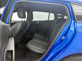 Ford Focus Wagon 1.0 EcoBoost Hybrid ST Line X | Camera | Stoelverwarming | Cruise Control | Leder | / 30
