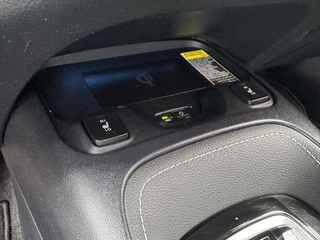 Toyota Corolla 1.8 Hybrid Business Plus / 16