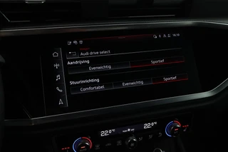 Audi Q3 45 TFSIe 245pk S edition Trekhaak Keyless Stoelverwarming Navigatie Adaptive Cruise S-Line / 29