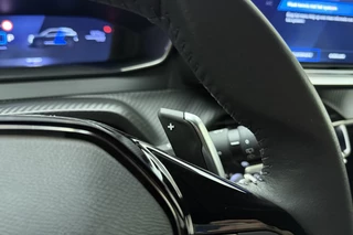 Peugeot 2008 1.2 Hybrid 145 Allure | Climate & Cruise Control | Parkeersensoren voor + achter | AppleCarplay/Android Auto | / 20