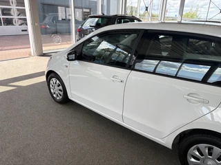 Škoda Citigo 1.0 Ambition Plus 5-drs. AIRCO/CRUISE/MEDIA / 36
