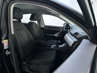 Audi Q3 Sportback 35 TFSI Business Edition Virtual Cockpit Navigatie Parkeersensoren App-Connect / 6
