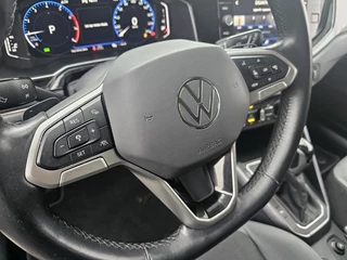 Volkswagen Polo 1.0 TSI 110 PK IQ Light | Camera | Carplay | Stoelverwarming / 19
