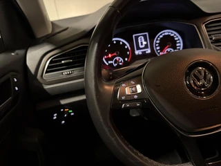 Volkswagen T-Roc 1.0 TSI Style Carplay Cruise Trekhaak NAP / 14