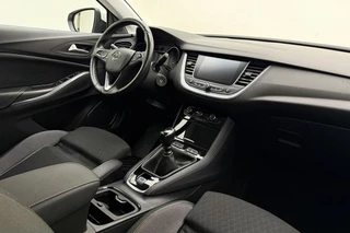 Opel Grandland X 1.2 Turbo Online Edition | Apple carplay/Android auto | Climate control | Cruise control | Lichtmetalen velgen 17'' | Stuur multifunctioneel | / 18
