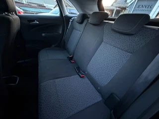 Opel Crossland X 1.2 Selection Cruise / Stoelverw. / Stuurverw. / Onderhoud kompleet . / 21