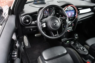 MINI Cooper S Cabrio Mini 2.0  JCW-pack ACC HUD H/K Carplay Camera Black-pack DDC / 54