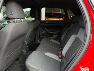 Volkswagen Polo 1.0 TSI Highline Business R NL Auto Pano R-Line Int. Ext. Carplay / 17