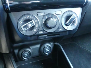 Suzuki Swift 1.2 Select AUTOMAAT Airco, All Season Banden, Camera, Apple Carpl/Android auto / 19