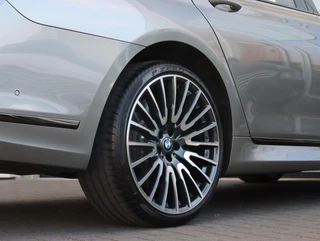 BMW 7-serie 750i xDrive High Executive | M-sport | €190.219 NIEUW!! | Full Options | / 75