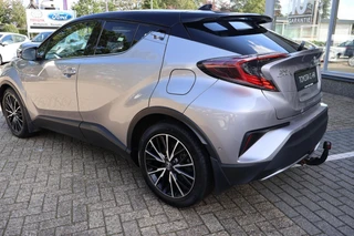 Toyota C-HR 1.8 Hybrid Bi-Tone STOEL/STUURVERW PARK-SENSOREN DODEHOEK DETECTIE LM-VELGEN BLUETOOTH CAMERA LED / 4