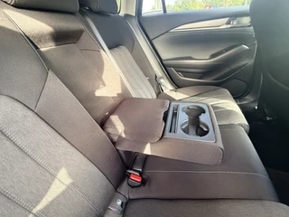 Mazda 6 Sportbreak 2.0 SkyActiv-G 165 Centre-Line  | Trekhaak | Adapt. Cruise | Apple/Android | Head-Up | PDC incl. Camera / 83
