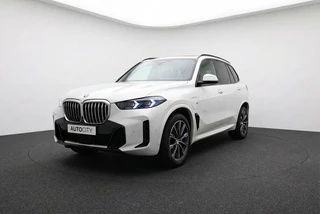 BMW X5 xDrive50e M Sport Pano l Trekhaak l HUD l 360° l Harman Kardon | Innovation | / 7
