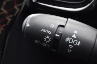 DS DS 3 PureTech 130pk Performance Line  | Navigatie | Airconditioning ECC | Camera achter | Parkeersensoren | sportstoelen | Isofix Bevestigingspunten | Apple Carplay & Android Auto | Zeer Compleet!! / 16