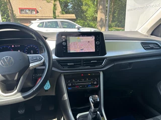 Volkswagen T-Roc 1.0 TSI Life Business  Airco-Ecc/Alu wielen/Mistl./Navigatie / 22