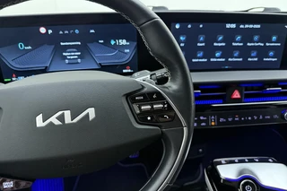 Kia EV6 GT-Line 77.4 kWh SOH: 100%! | Glazen schuifdak | Trekhaak | Stoel & Stuurverwarming | Electrische achterklep | Keyless | Rondomzicht camera / 25