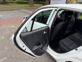 Kia Picanto 1.0 DPi ComfortLine / 23