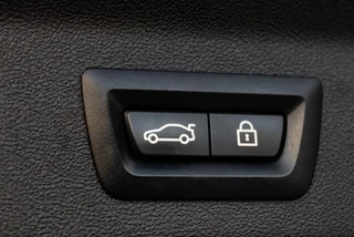 BMW X3 xDrive30e High Executive M Sport Stuur l Panoramadak | Harman Kardon | 360° | Trekhaak | Adaptive Cruise / 14