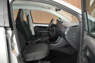 Volkswagen Up! 1.0 60pk Move Maps&More Airco / 11