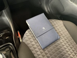 Peugeot 108 1.0 e-VTi Allure 5-drs. KEYLESS/CAMERA/CLIMA/CARPLAY/LIMITER / 36