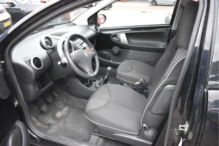 Peugeot 107 1.0 Active BOEKJES , NAP EN ONDERHOUDSHISTORIE / 11