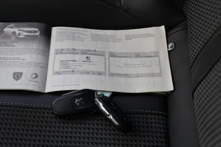 Peugeot e-208 EV GT 350 50 kWh|Pano|Stoelverwarming|Camera|Apple carplay+Android auto|Clima|Cruise / 36