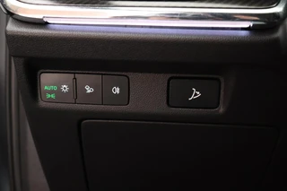 Skoda Enyaq iV 80 Sportline 204pk SOH 96% Stoelverwarming ACC Camera Navigatie / 16