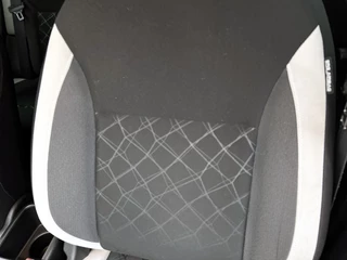 Nissan Micra 0.9 IG-T N-Connecta  | CAMERA | NAVI | CLIMAT CONTROL | PARK. SENSOREN / 29