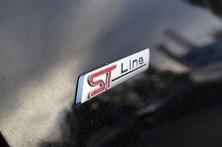 Ford Puma 155PK HYBRID ST-LINE-X ALL-SEASONS PANODAK STOEL/STUUR/VOORRUITVERW. NAVI CAMERA PARK-SENSOREN / 16
