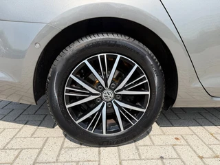 Volkswagen Golf Variant 1.4 TSI Business Allstar NAVI | DSG | 125PK / 11