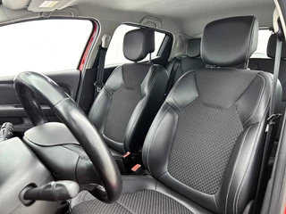 Renault Clio 0.9 TCe Bose | Trekhaak | Camera | Navigatie | Cruise Control | Climate Control | Parkeersensoren / 5