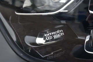 Citroën C3 PureTech 110 EAT6 Shine  .| Automaat | Navigatie | Camera achter | Parkeerhulp | / 14