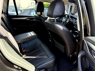 BMW X3 sDrive18d 150pk High Executive  Leer, Navi, Trekhaak / 15
