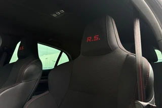 Renault Mégane 1.8 RS 280pk | HANDBAK | LED | 18" LMV | 4WS | / 21