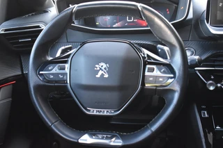 Peugeot 208 1.2GT-LINE nieuwe riem PANODAK LEDER / 26