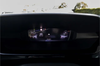 Peugeot 408 1.2 Hybrid 145 e-DCS6 Allure  | 360° Camera | 19" / 9