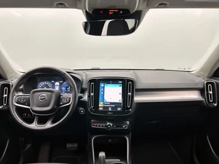 Volvo XC40 1.5 T4 Recharge | Apple/Carplay | Camera | Elek. Kofferklep | Climate/Control | Cruise/Control | / 2