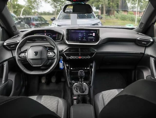 Peugeot 2008 1.2 PureTech 100 Allure | Trekhaak | Camera / 2