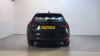 Škoda Octavia Combi 1.0 TSI 110pk Business Edition Navigatie Parkeersensoren App-Connect DAB+ / 10